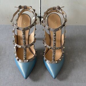 VINCI Light Blue and Tan Turkish leather Studded Heels